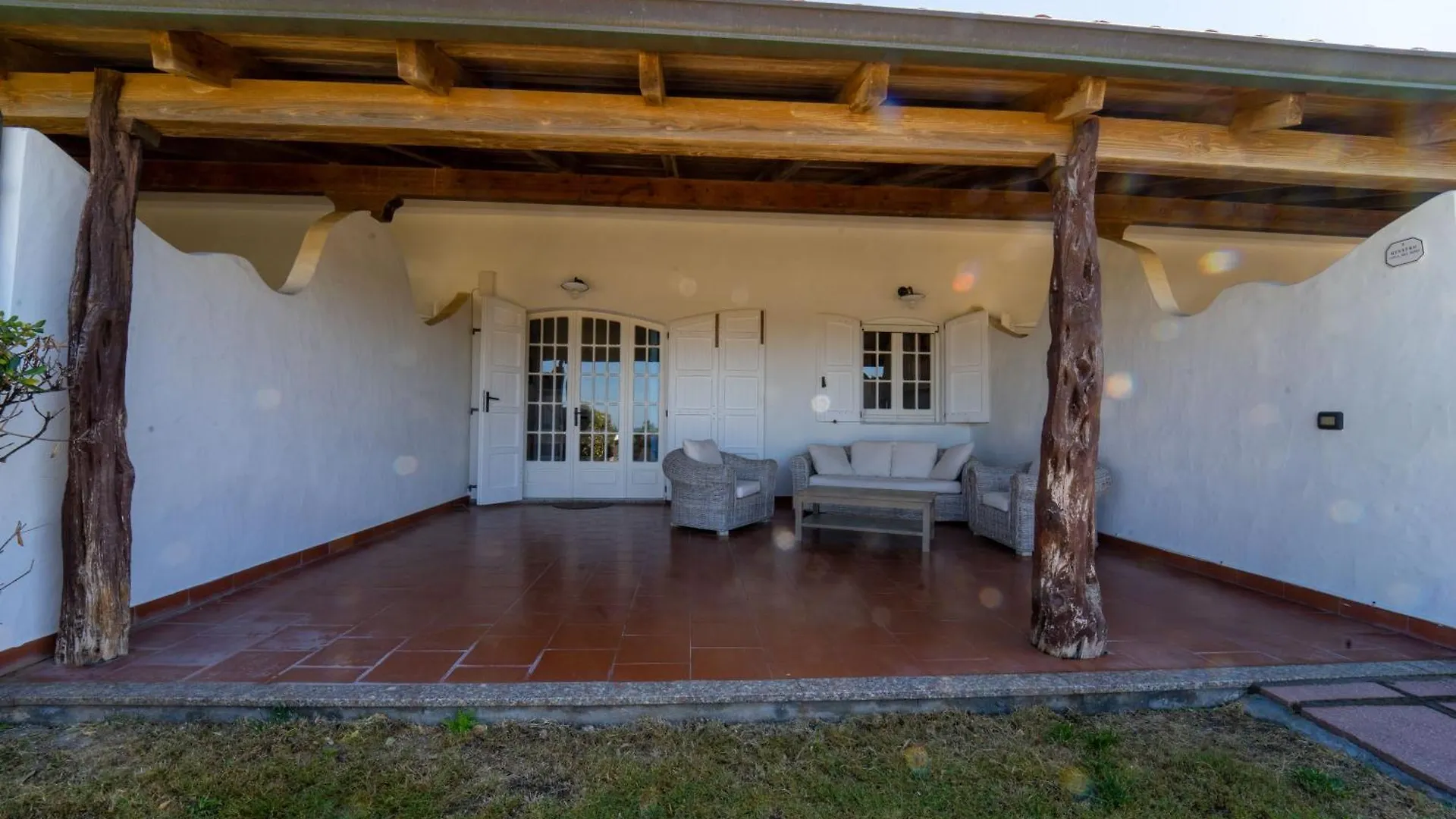 Residence Isola Dei Mori SantʼAntìoco 0*,  Italia
