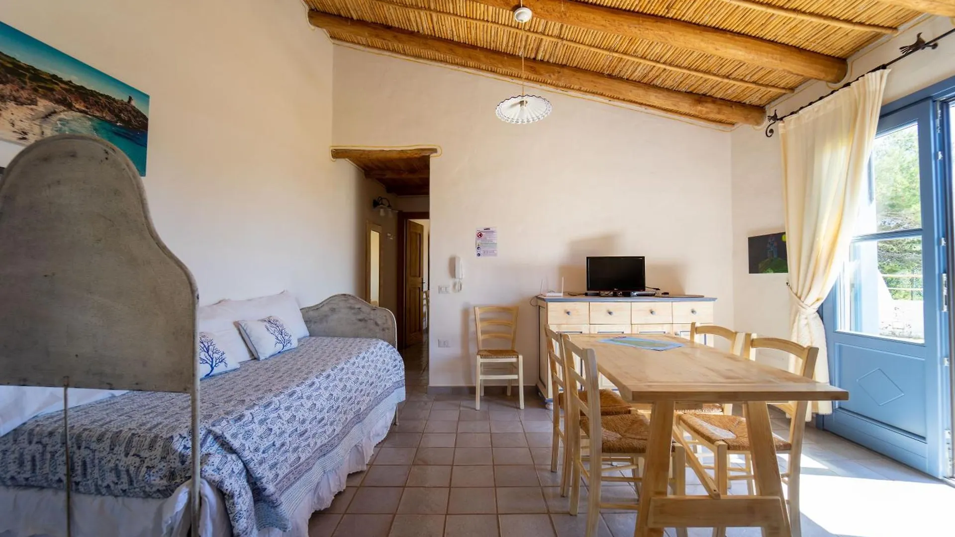 Residence Isola Dei Mori SantʼAntìoco