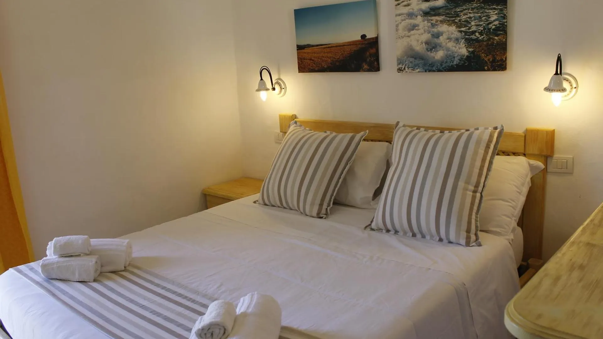 Residence Isola Dei Mori SantʼAntìoco Apartamento
