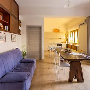 Incantevole Nel Centro Storico La Maddalena (Sassari)